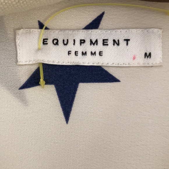 Equipment 100% silk short/blouse size m Navy blue stars on off white background - Picture 2 of 5